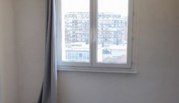 Logement �tudiant T4 &agrave; Sainte Foy l�s Lyon (69110)