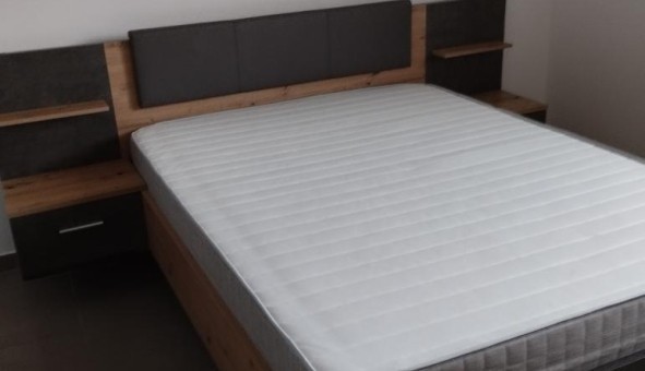 Logement tudiant T4 à Scata (20213)