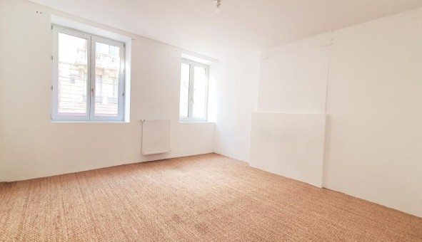 Logement tudiant T4 à Sedan (08200)