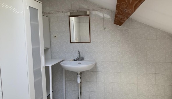 Logement tudiant T4 à Sedan (08200)