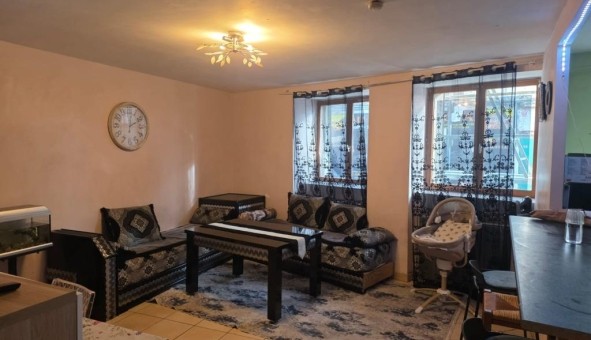 Logement tudiant T4 à Sedan (08200)