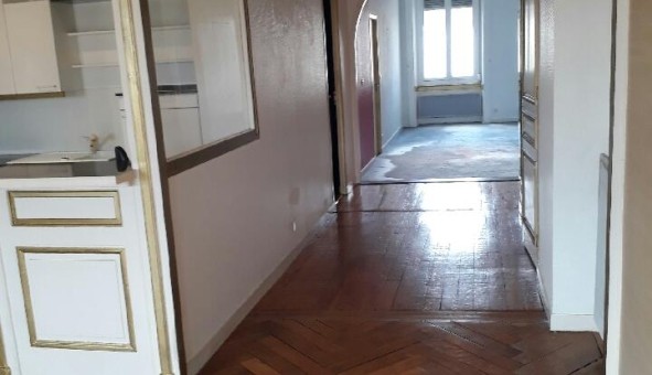 Logement tudiant T4 à Sedan (08200)