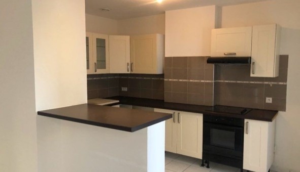 Logement tudiant T4 à Ste (34200)