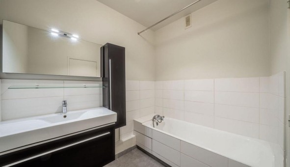 Logement tudiant T4 à Svres (92310)