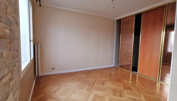 Logement tudiant T4 à Thiais (94320)