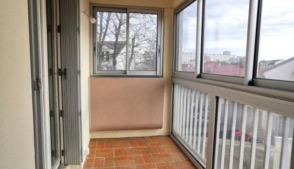 Logement tudiant T4 à Thiais (94320)