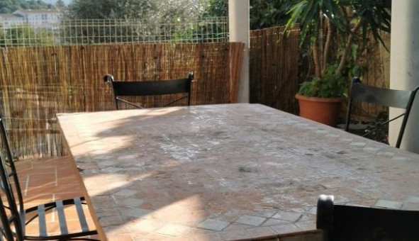 Logement tudiant T4 à Toulon (83200)
