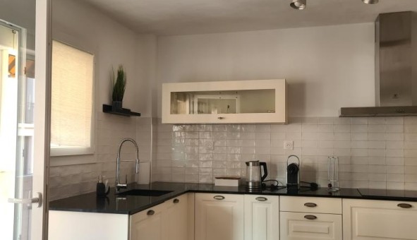 Logement tudiant T4 à Toulon (83200)