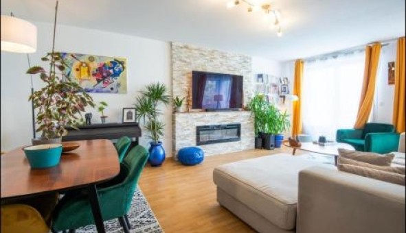 Logement tudiant Location T4 Vide Tours (37000)