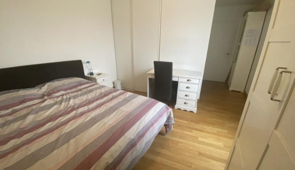 Logement �tudiant T4 &agrave; V�lizy Villacoublay (78140)