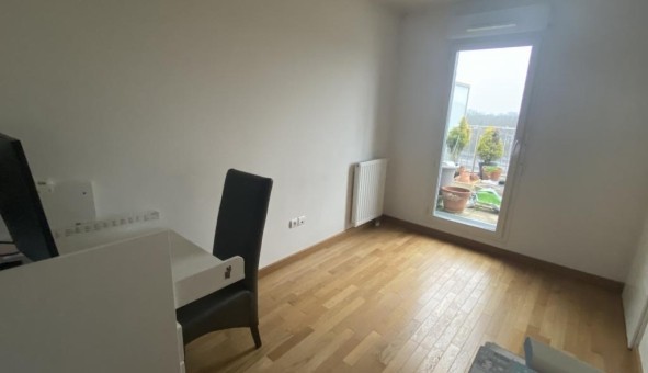 Logement �tudiant T4 &agrave; V�lizy Villacoublay (78140)