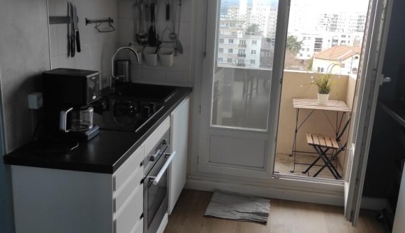 Logement tudiant T4 à Vnissieux (69200)