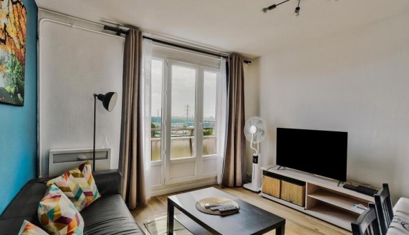 Logement �tudiant T4 &agrave; V�nissieux (69200)