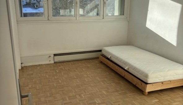 Logement �tudiant T4 &agrave; Verneuil sur Seine (78480)