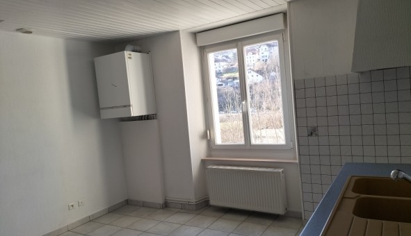 Logement tudiant T4 à Villers le Lac (25130)