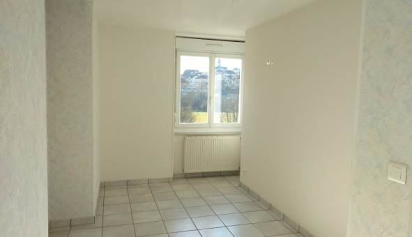 Logement tudiant T4 à Villers le Lac (25130)