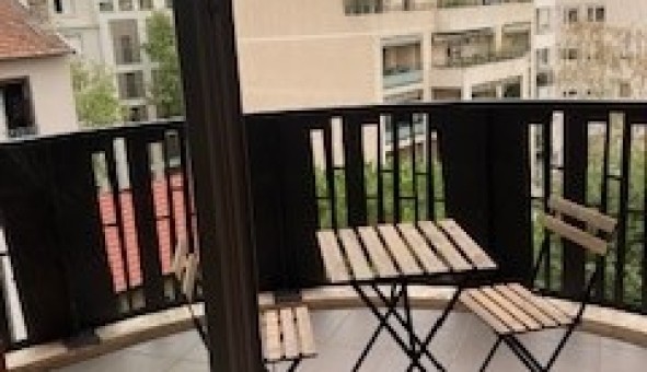 Logement tudiant T4 à Villeurbanne (69100)