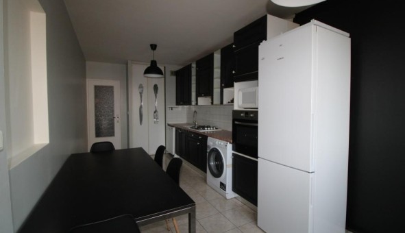Logement tudiant T4 à Villeurbanne (69100)
