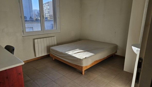 Logement tudiant T4 à Villeurbanne (69100)