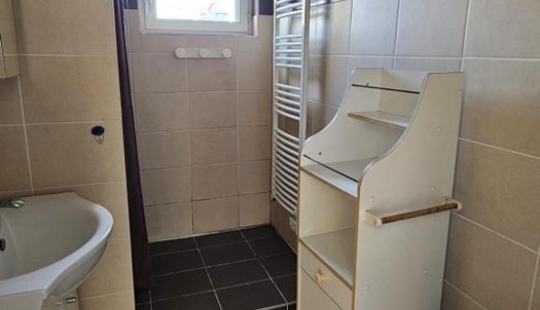 Logement tudiant T4 à Villeurbanne (69100)