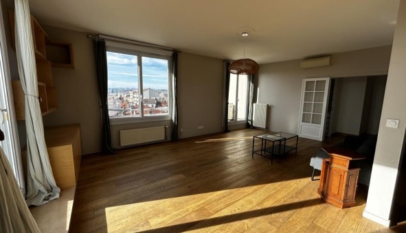 Logement �tudiant T4 &agrave; Villeurbanne (69100)
