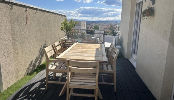 Logement �tudiant T4 &agrave; Villeurbanne (69100)