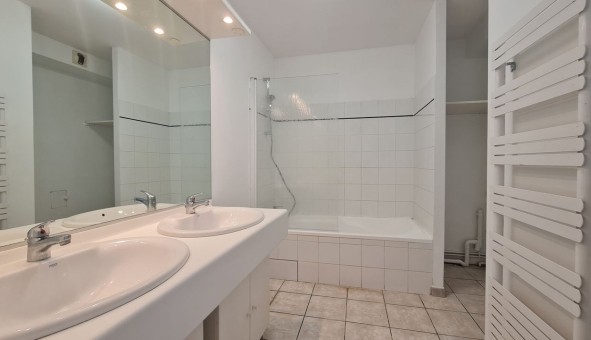 Logement �tudiant T4 &agrave; Villeurbanne (69100)