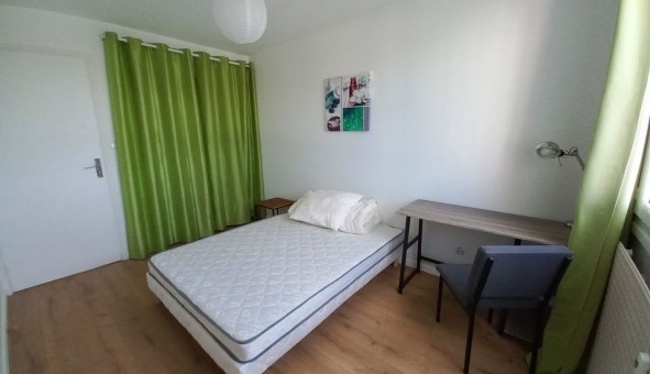 Logement �tudiant T4 &agrave; Villeurbanne (69100)