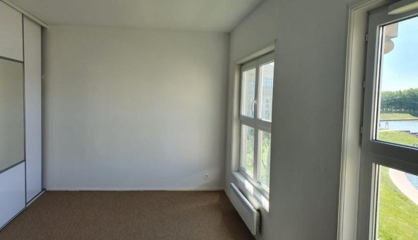 Logement �tudiant T4 &agrave; Voisins le Bretonneux (78960)