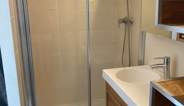 Logement �tudiant T5 &agrave; Adissan (34230)