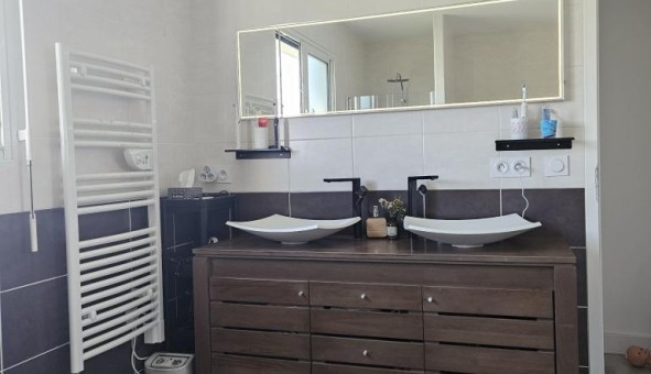 Logement tudiant T5 à Agnos (64400)