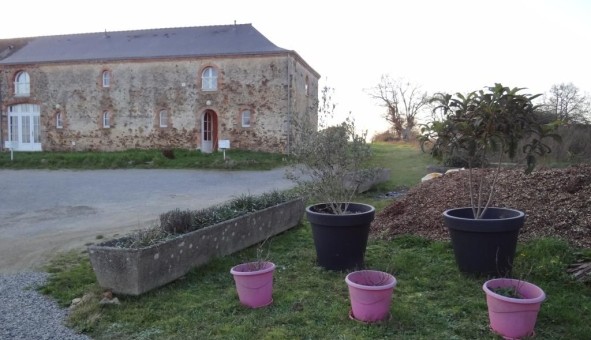 Logement tudiant T5 à Ahuill (53940)