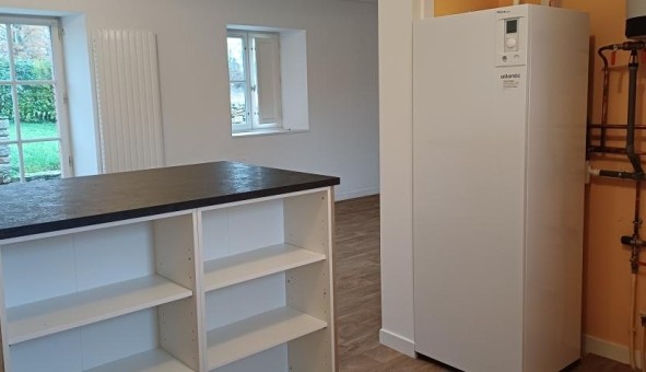 Logement �tudiant T5 &agrave; Ahuill� (53940)