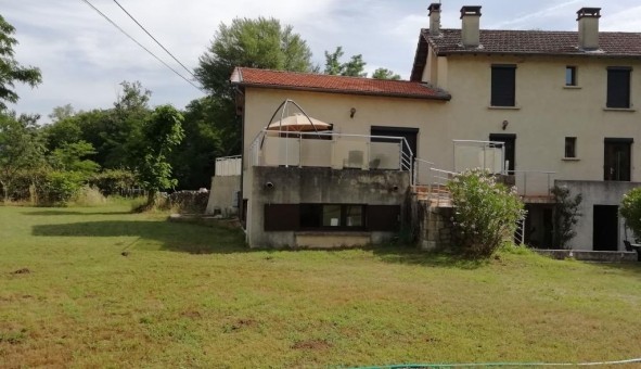 Logement tudiant T5 à Ailhon (07200)