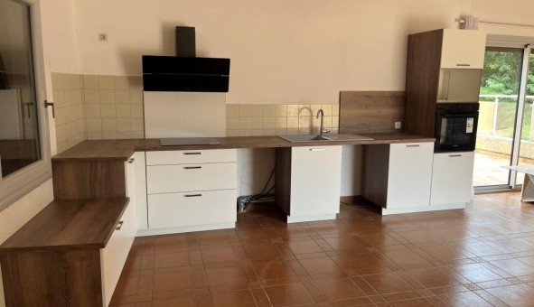 Logement tudiant T5 à Ailhon (07200)