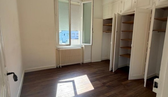Logement tudiant T5 à Ailhon (07200)