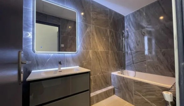 Logement �tudiant T5 &agrave; Al�s (30100)