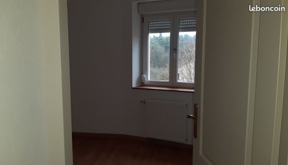 Logement tudiant T5 à Allain (54170)