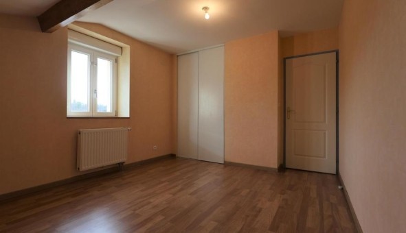 Logement �tudiant T5 &agrave; Allain (54170)