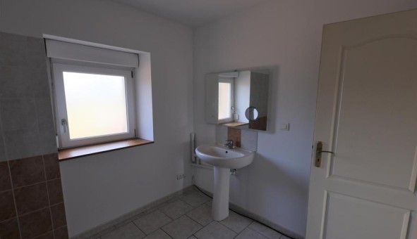 Logement �tudiant T5 &agrave; Allain (54170)