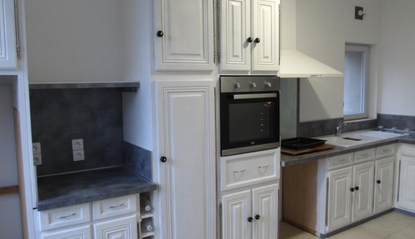 Logement tudiant T5 à Allan (26780)