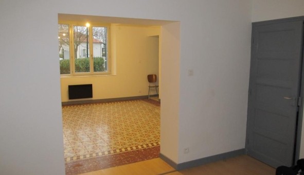 Logement tudiant T5 à Allan (26780)