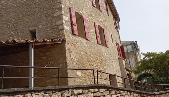 Logement �tudiant T5 &agrave; Althen des Paluds (84210)