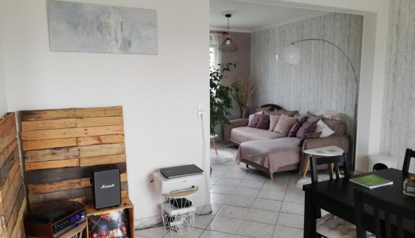 Logement tudiant T5 à Amn (72540)