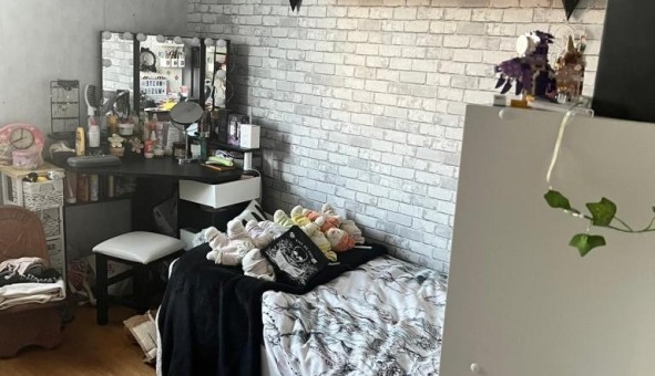 Logement tudiant T5 à Amn (72540)