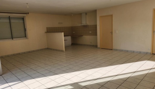 Logement tudiant T5 à Anglars (46120)