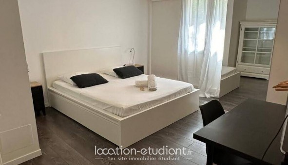 Logement �tudiant T5 &agrave; Antibes (06160)