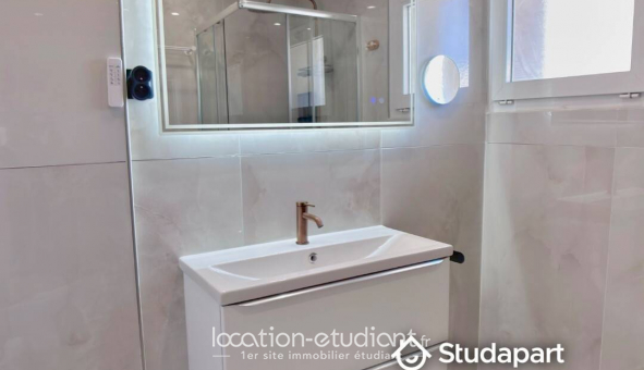 Logement �tudiant T5 &agrave; Antibes (06160)