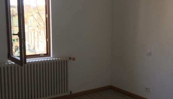 Logement tudiant T5 à Aramon (30390)