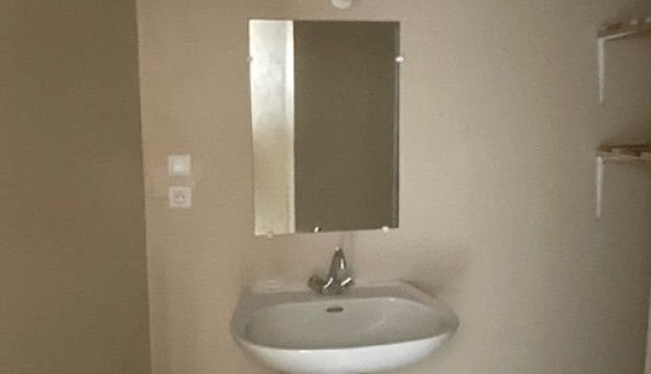 Logement �tudiant T5 &agrave; Arces (17120)